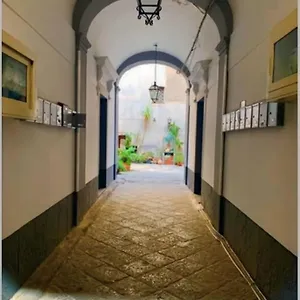 House Historic Center Casa vacanze Aeroporto di Catania Fontana Rossa
